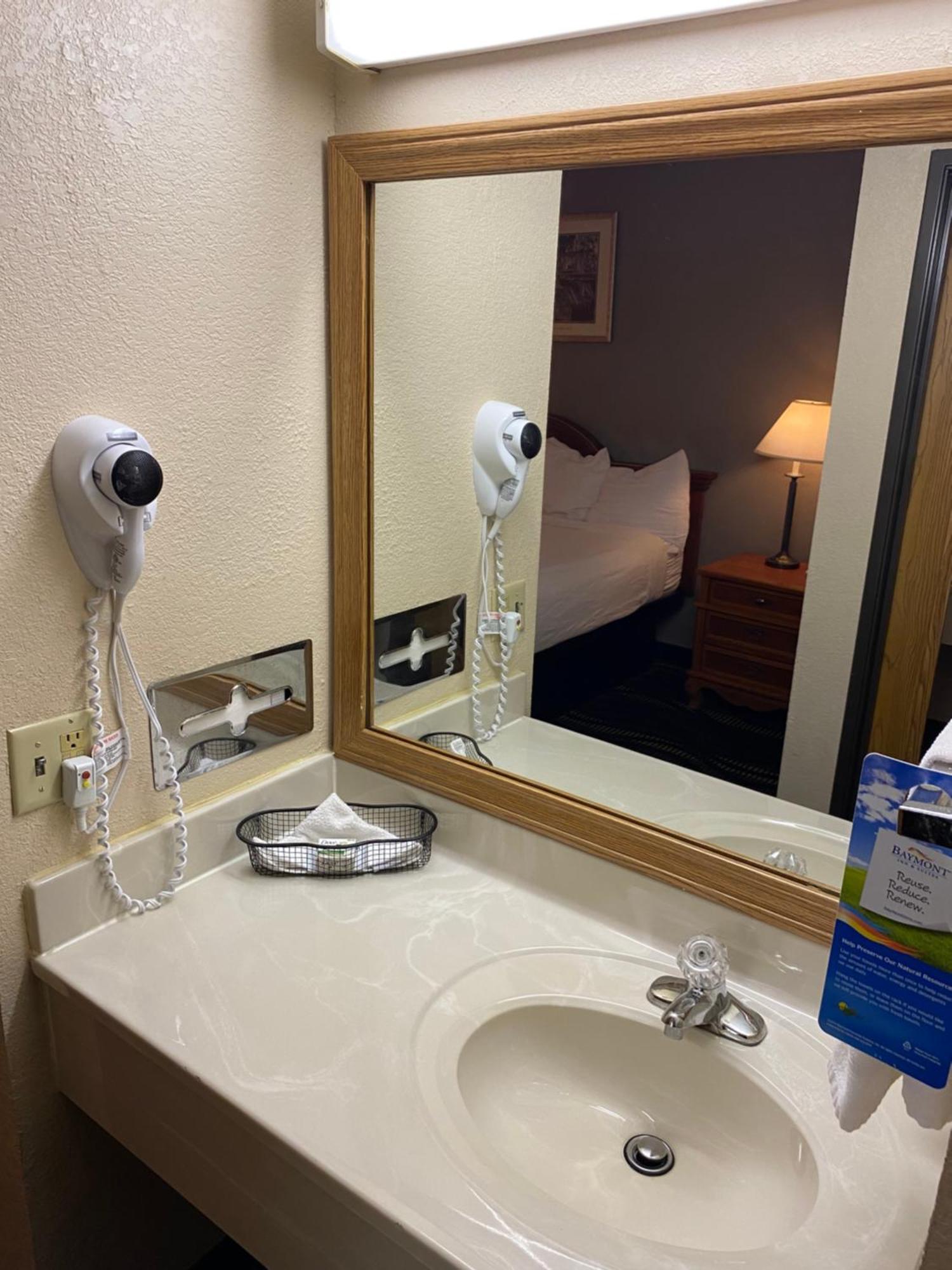 Baymont By Wyndham 2* Logan