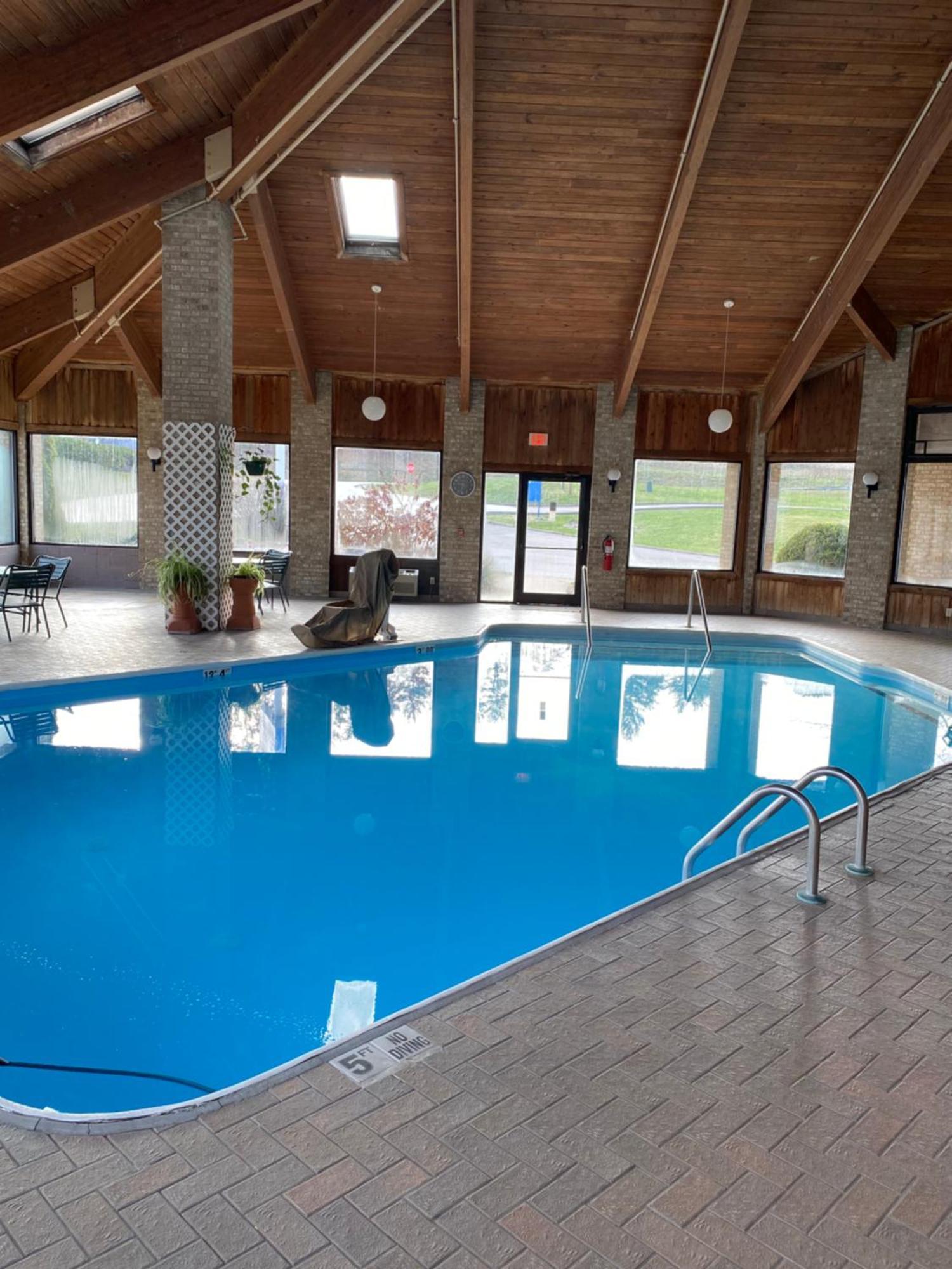 Baymont By Wyndham Hotel